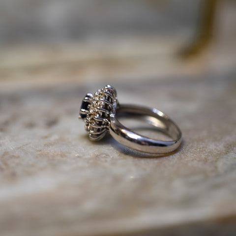 Bague Marguerite - Or blanc - Saphir et Diamants