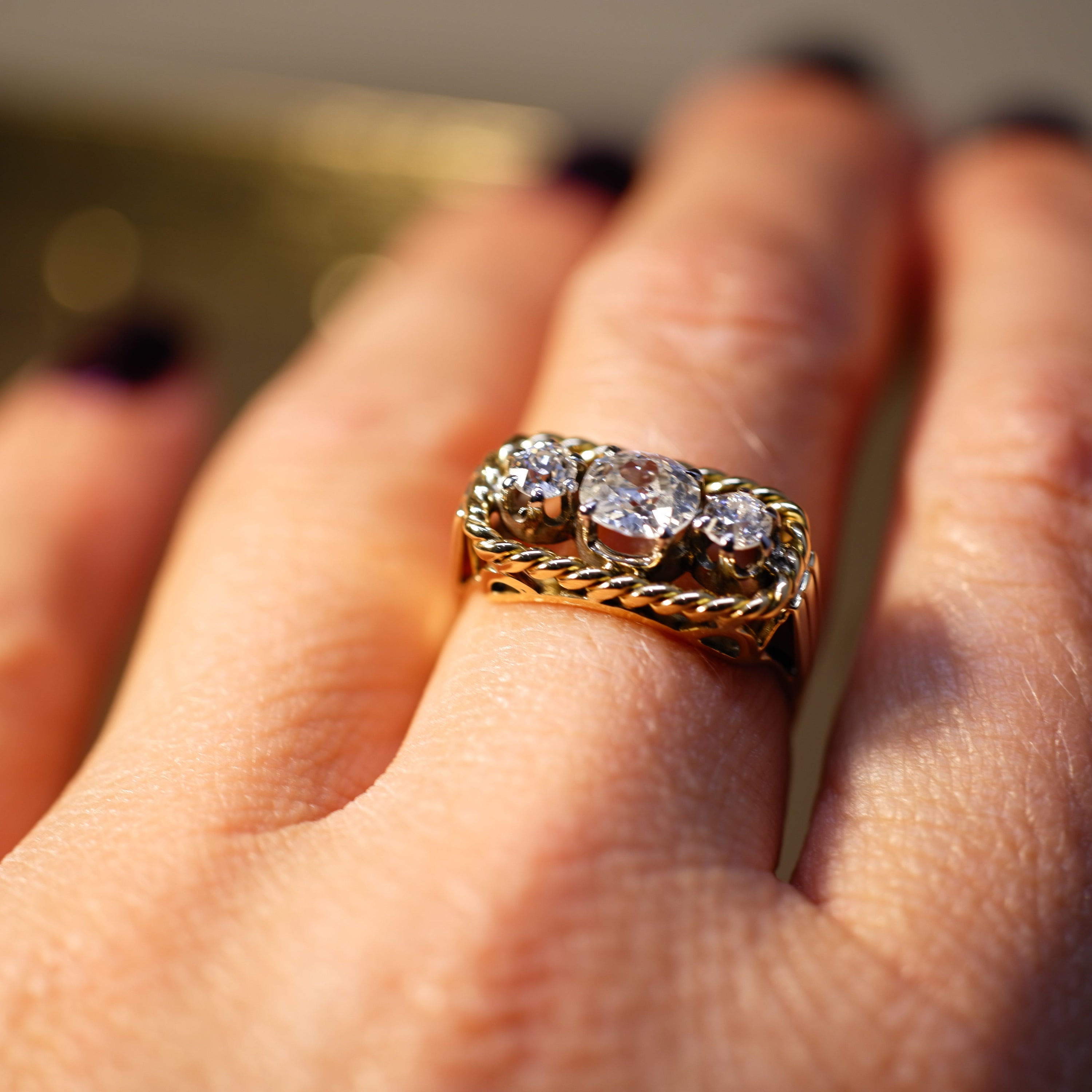 Bague Vintage - Or Jaune et Diamants - Année 40