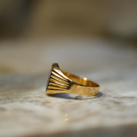 Bague Chevalière - Or Jaune et Onyx