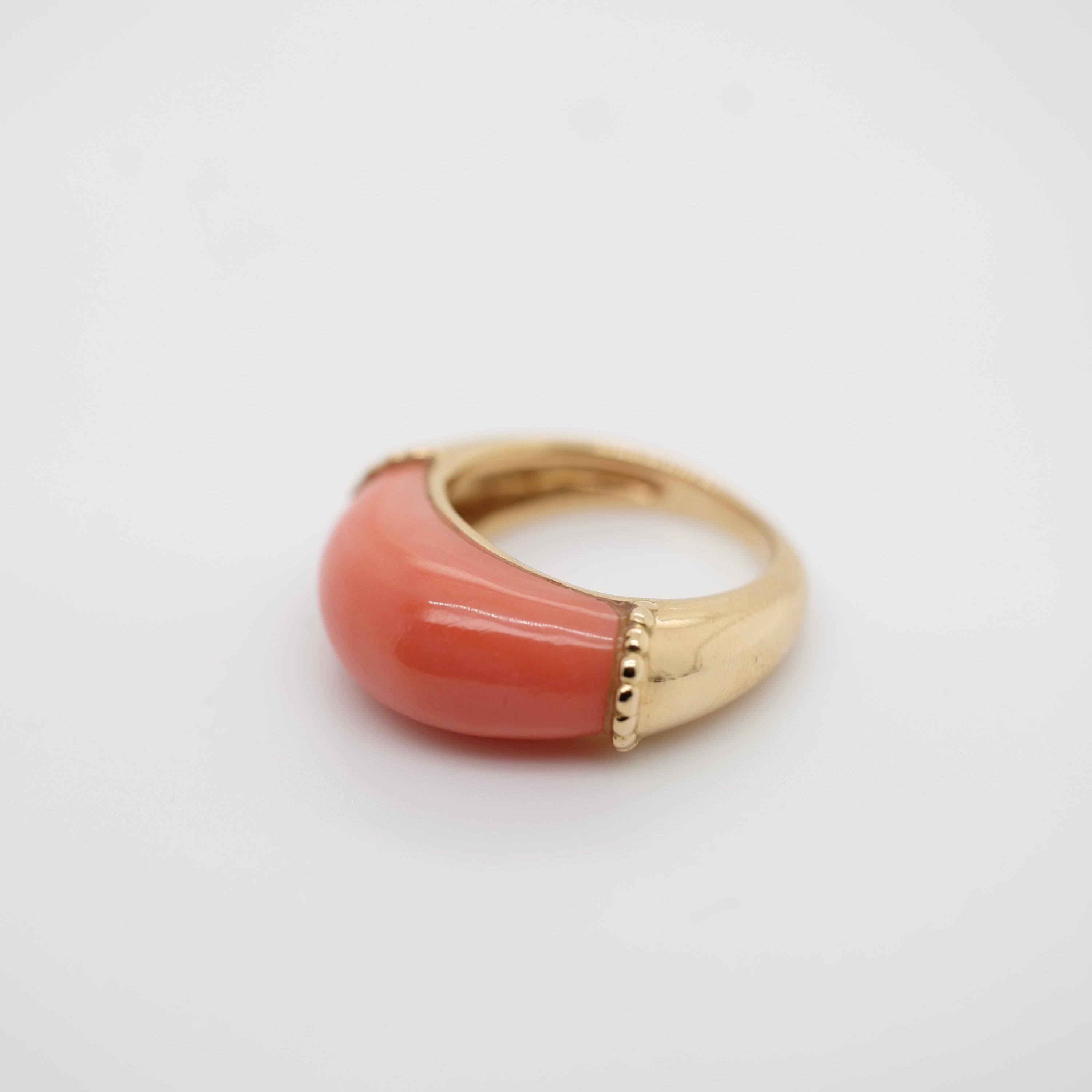 Bague ancienne - Or Jaune et Corail
