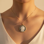 Médaille Ancienne - Or jaune - Vierge Marie - Nacre