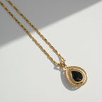 Collier Pendentif Or Jaune - Cabochon Saphir et Diamants