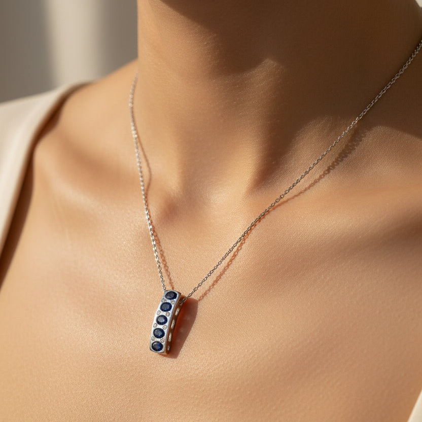 Collier Pendentif - Or blanc - Saphirs et Diamants