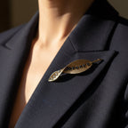 Van Cleef & Arpels - Broche Feuille - Or jaune et Platine - Saphirs et Diamants