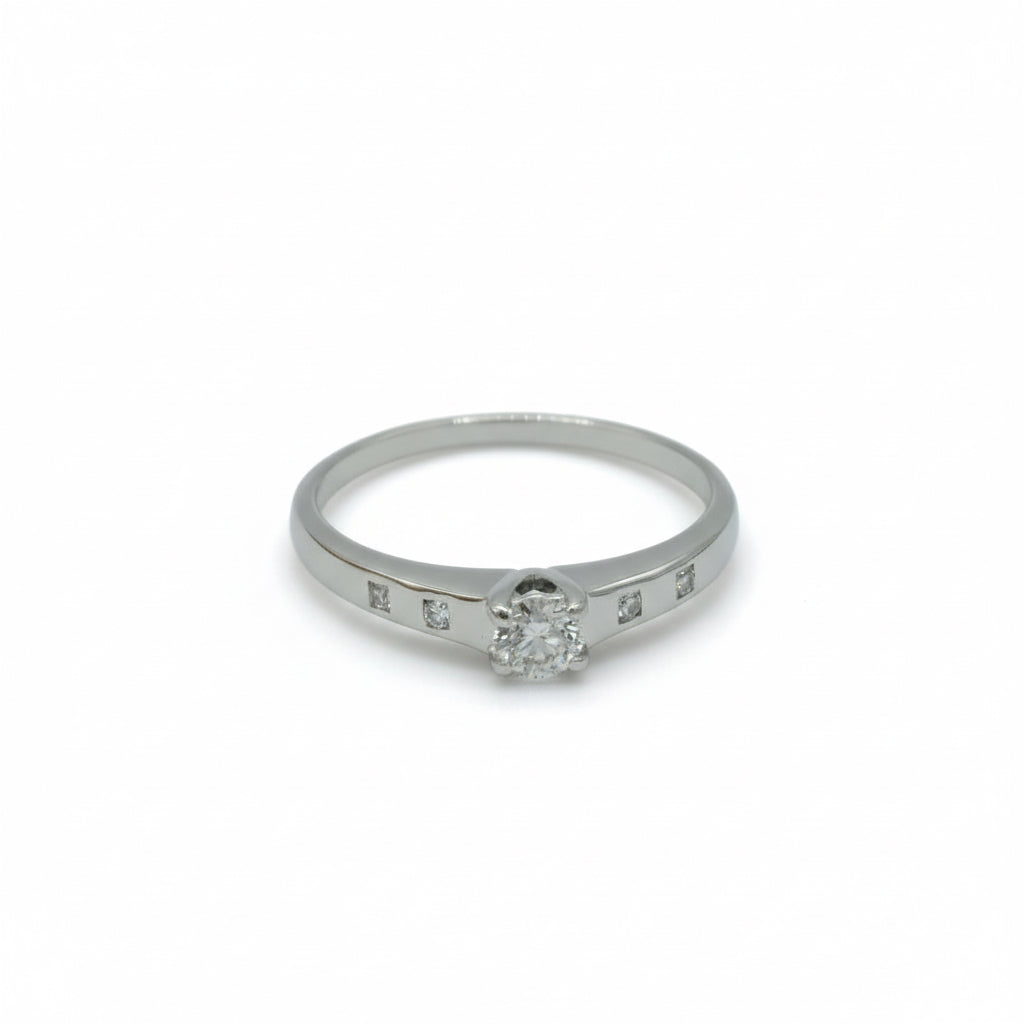 Bague - Or blanc et Diamants