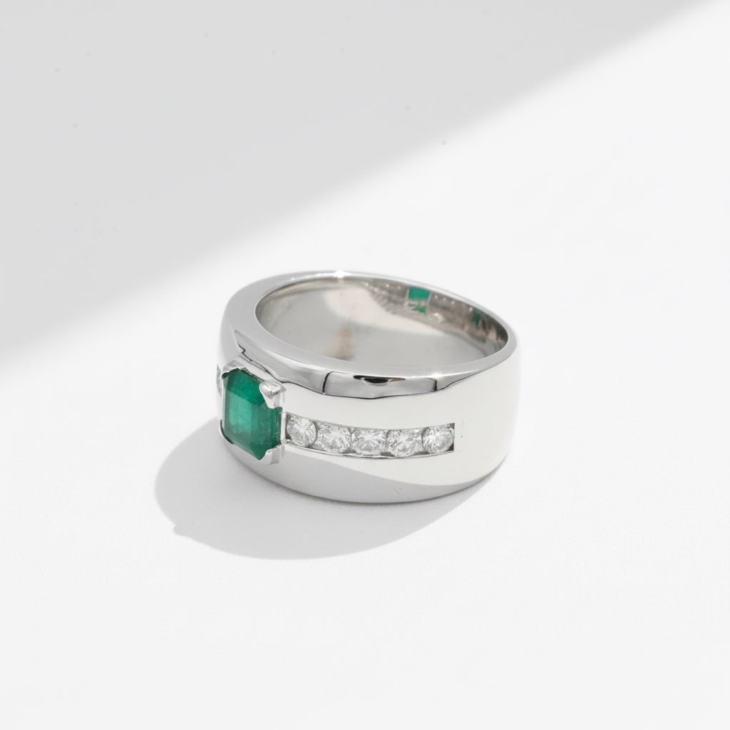 Bague Or Blanc - Emeraude et Diamants