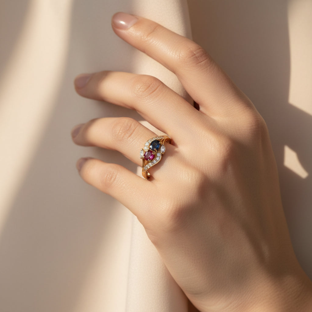 Bague - Or jaune - Saphir, Rubis et Diamants