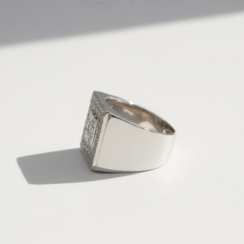 Bague Chevalière - Or Blanc avec pavage diamants