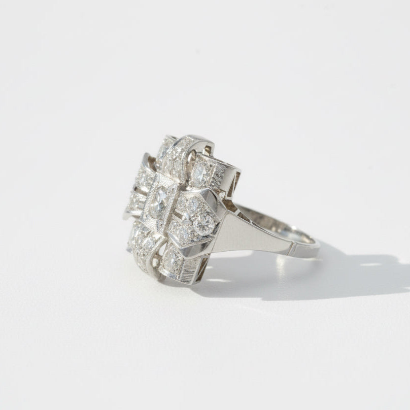 Art Déco - Bague or blanc - Diamants