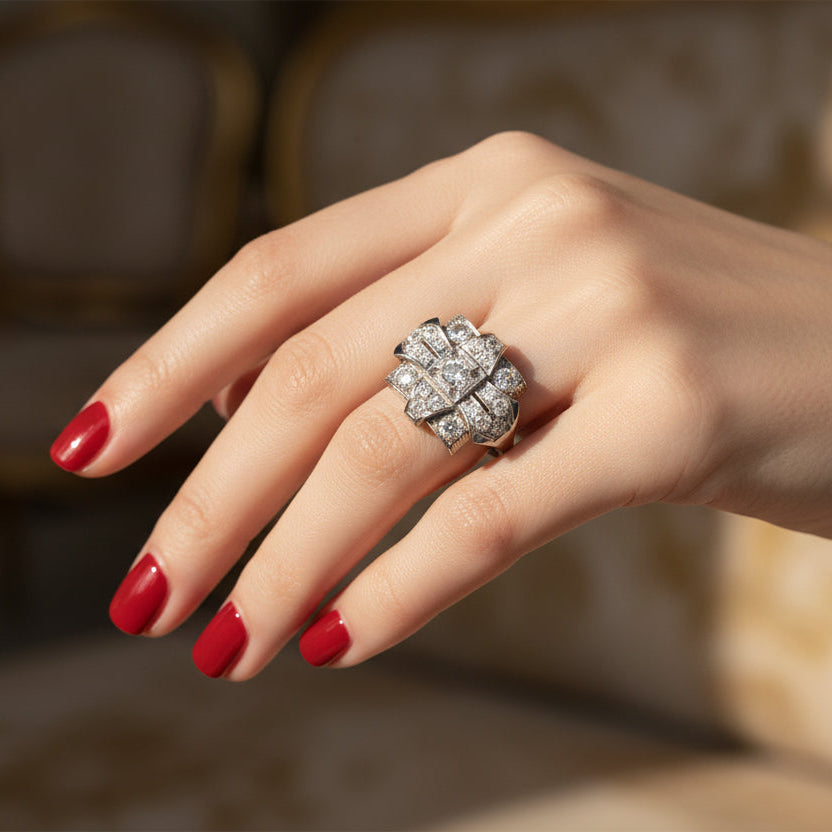 Art Déco - Bague or blanc - Diamants