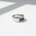 Bague Or blanc - Diamants Noirs