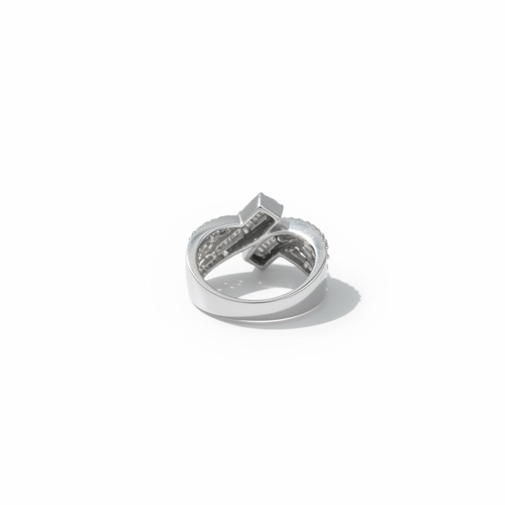 Bague asymétrique - Or blanc - Diamants Baguettes