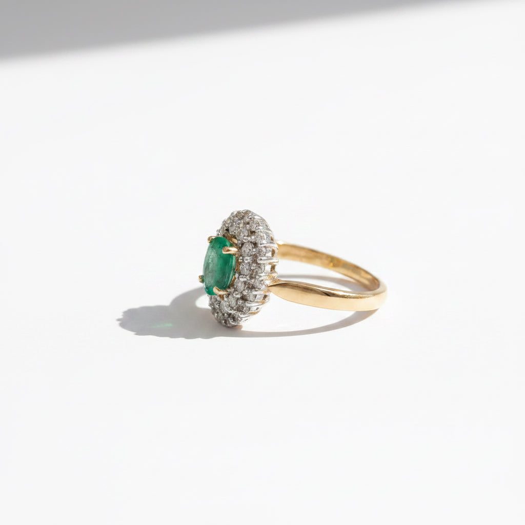 Bague Marguerite - Emeraude 0,70 carat et Diamants