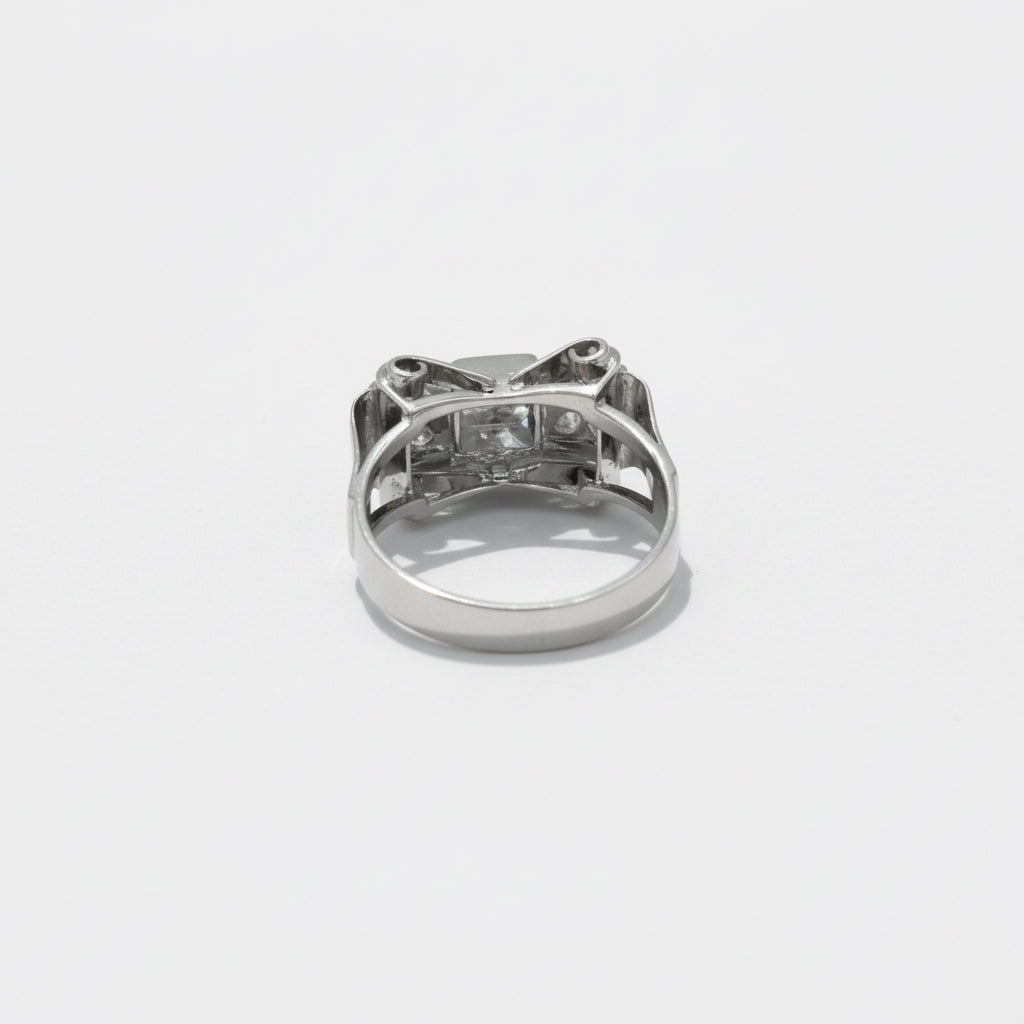 Bague Noeud - Or blanc et diamants 0,30 carat
