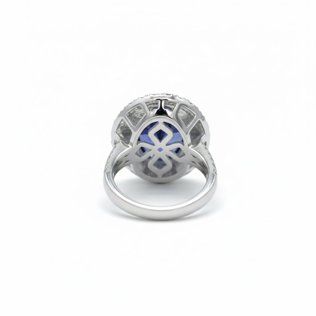 Bague - Or blanc - Tanzanite 5,73 carats - Diamants 2,40 carats
