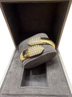 CHAUMET - Bracelet Or jaune et Diamants - Modèle « Plume »