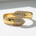 CHAUMET - Bracelet Or jaune et Diamants - Modèle « Plume »