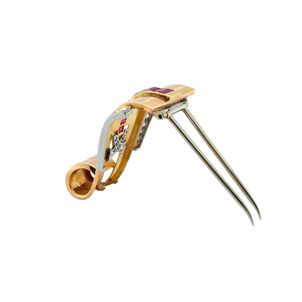 Broche Or rose - Diamants et Rubis - Année 40