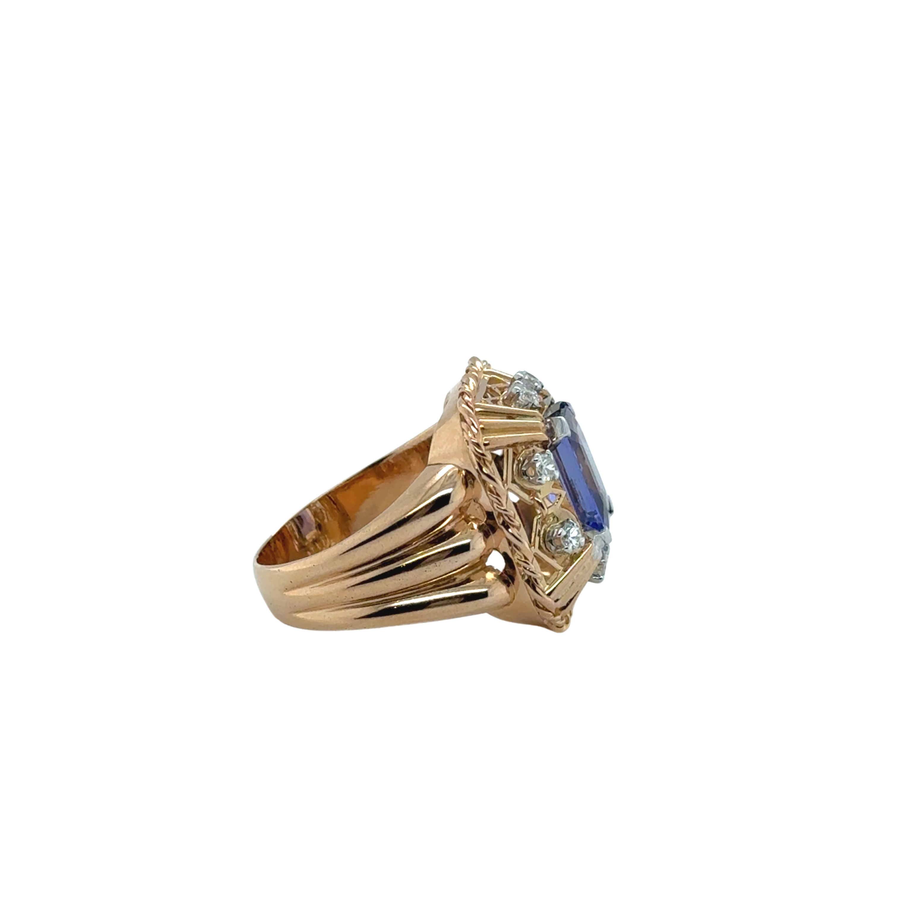 Vintage Ring - Rose Gold - Tanzanite and Diamonds