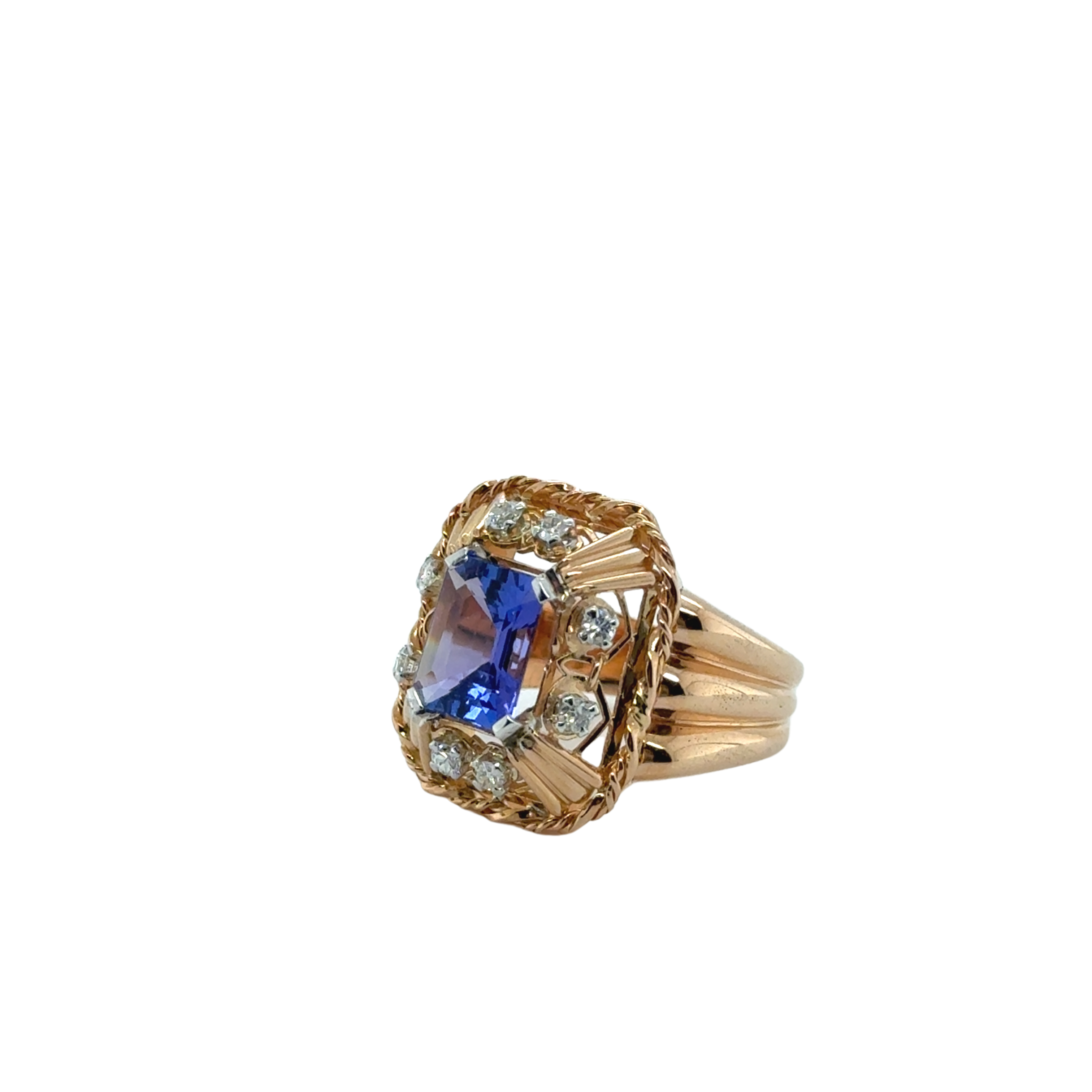 Vintage Ring - Rose Gold - Tanzanite and Diamonds
