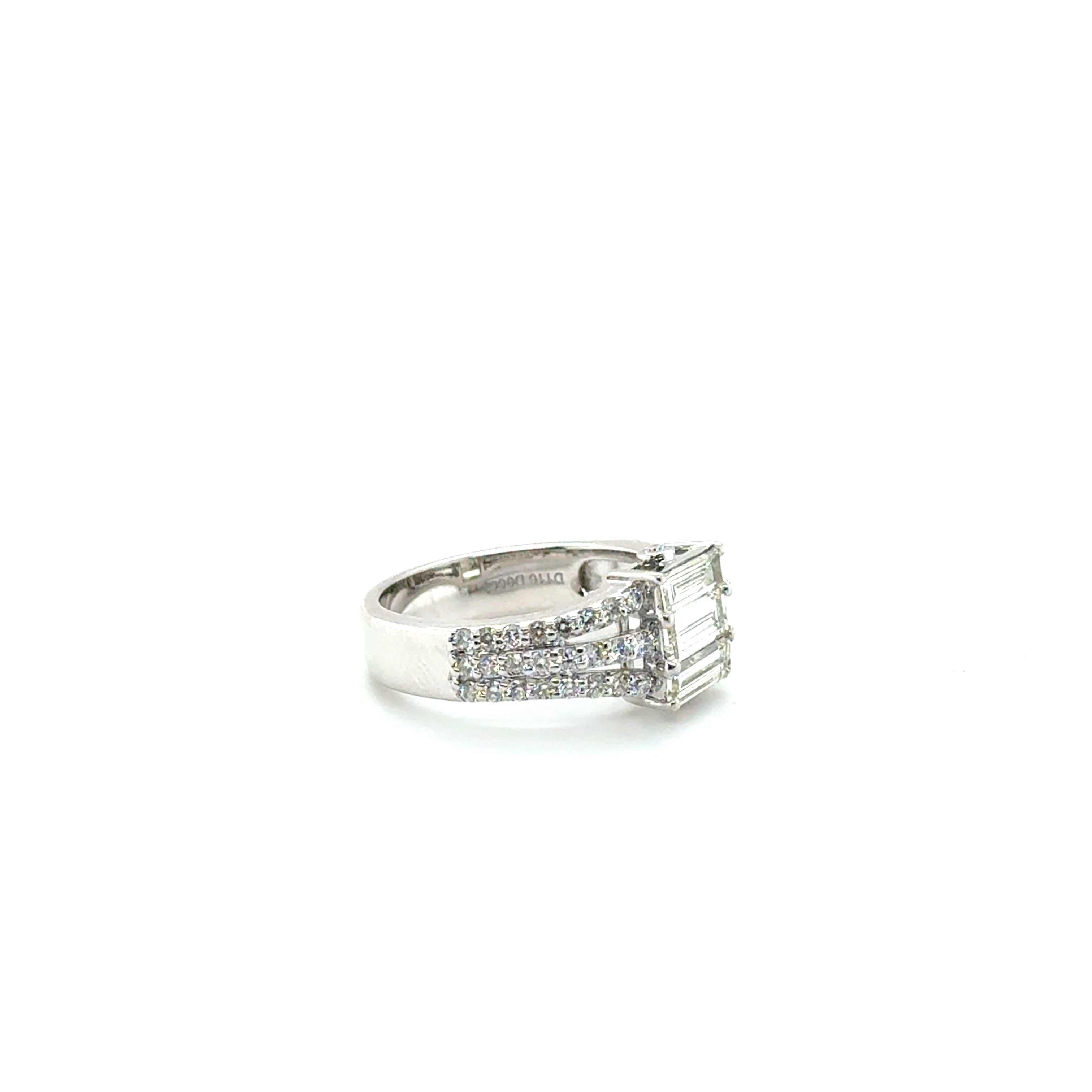 Bague Or Blanc - Diamants Baguette