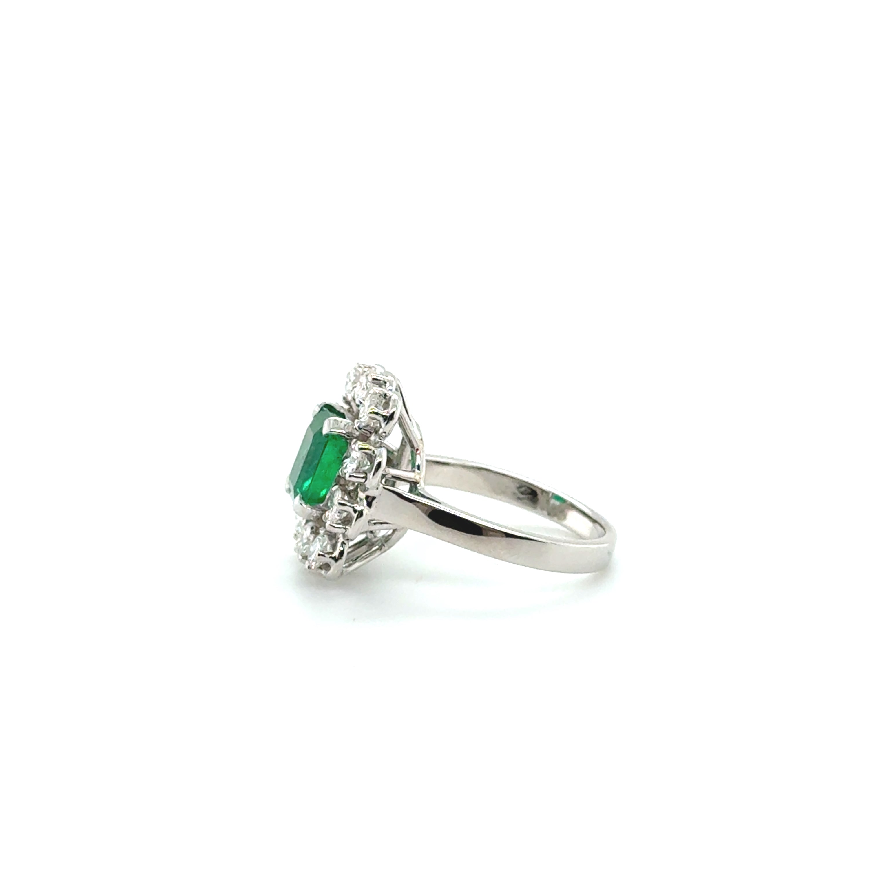 Bague Marguerite Or blanc - Emeraude et Diamants