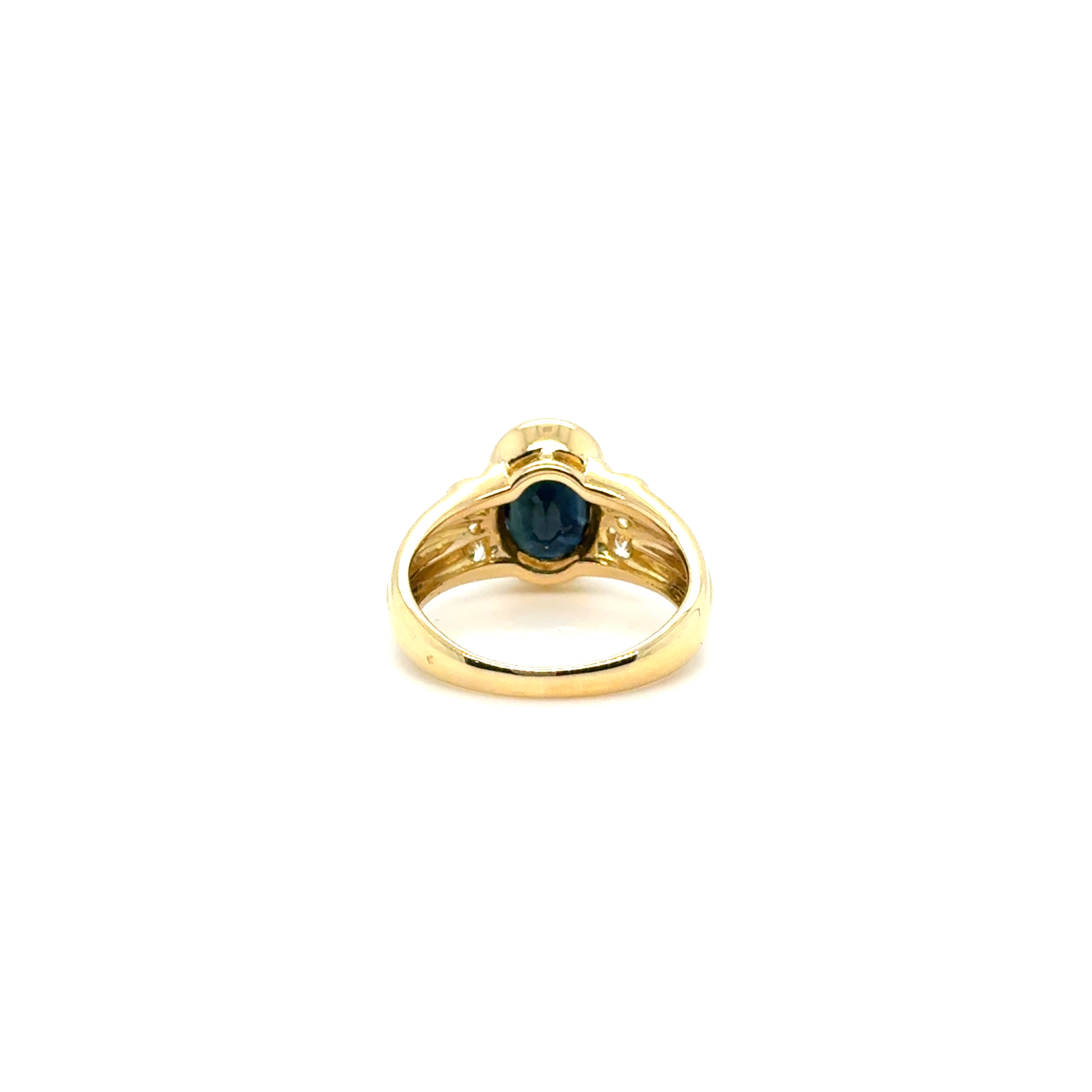 Vintage Yellow Gold Ring - Sapphire and Diamonds