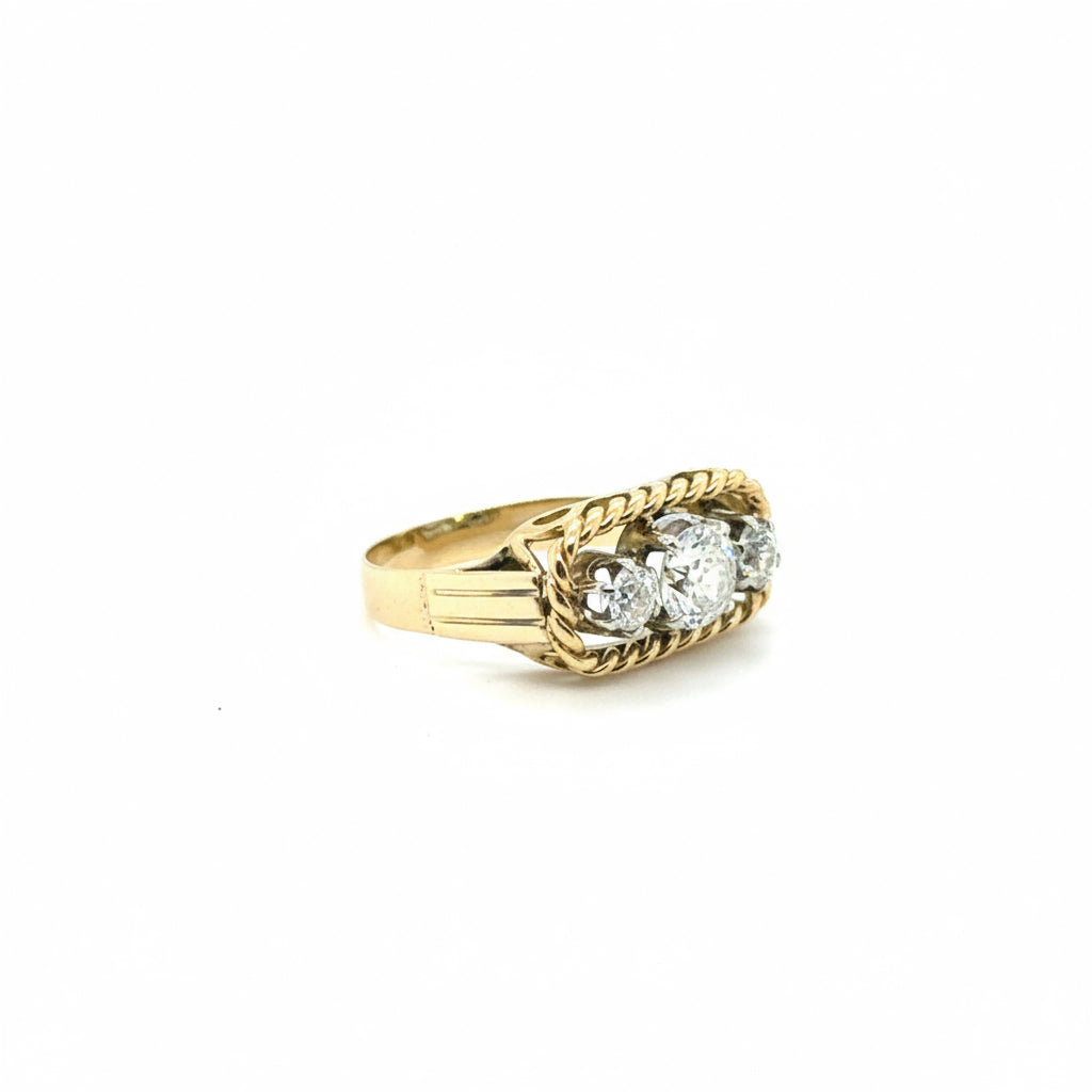 Bague Vintage - Or Jaune et Diamants - Année 40