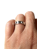 Louis Vuitton - Bague Clous Or blanc